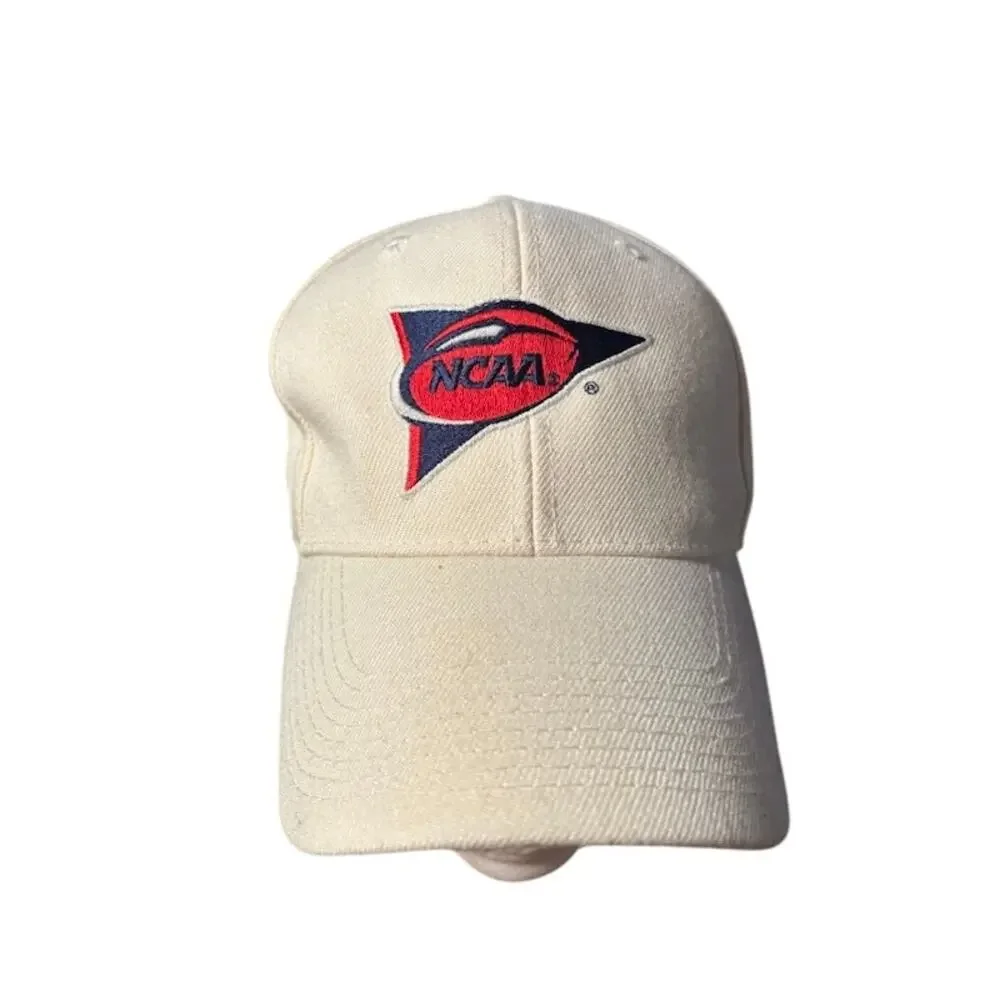 Vintage VTG snapback NCAA football white hat dad cap embroidered red blue logo